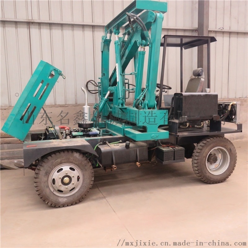 液壓裝載打樁機(jī)公路護(hù)欄打樁機(jī)