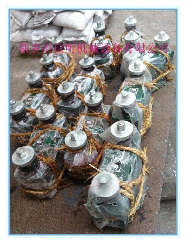 生產基地新型專利產品CZ600型防閉篩，振打器，打碎器