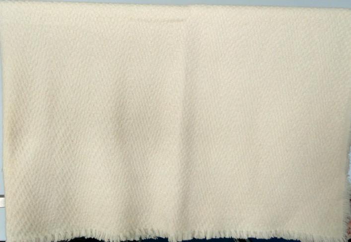 內(nèi)蒙古工廠直銷秋冬150*200cm灰色保暖優(yōu)質(zhì)  定制羊絨毯