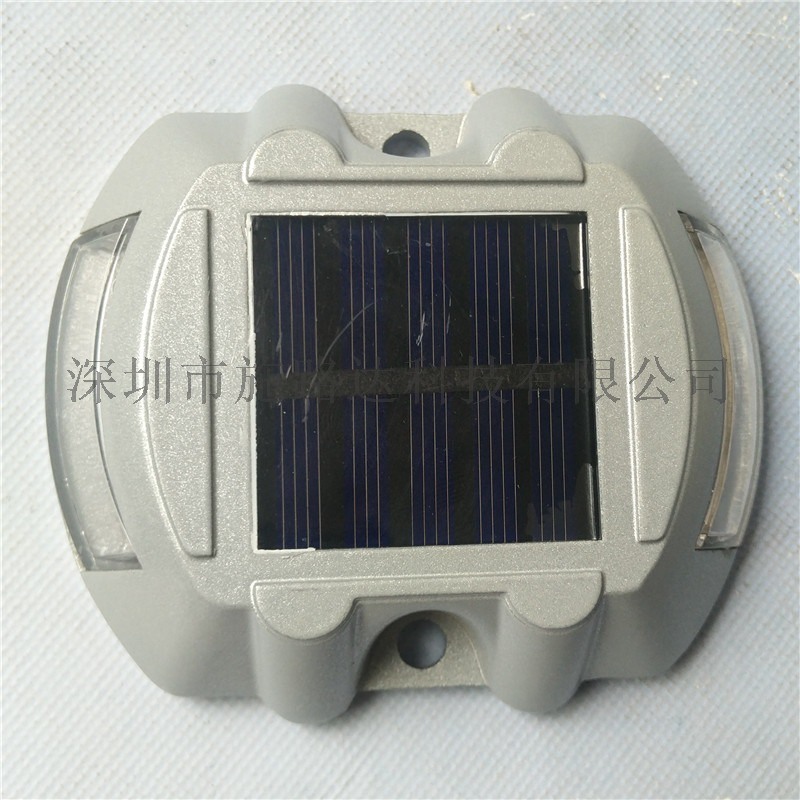 施路達粘貼式地面突起路標，太陽能道釘燈